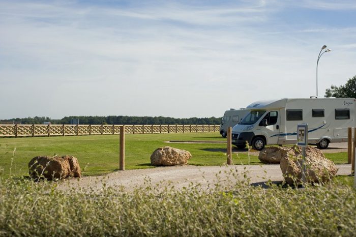 Aire de camping-car Sully-sur-Loire 3