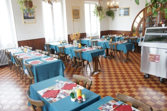 Hotel-restaurant-de-la-Place-Germigny-des-Pres-2020–8–2