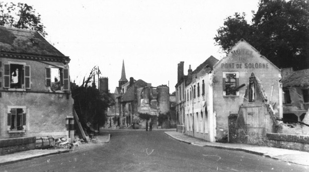 Rue Porte de Sologne – Après bombardements Juin 1940