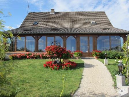 Le-chene_chambre_hotes_sully-sur-Loire_exterieur_veranda. Crédit photo :