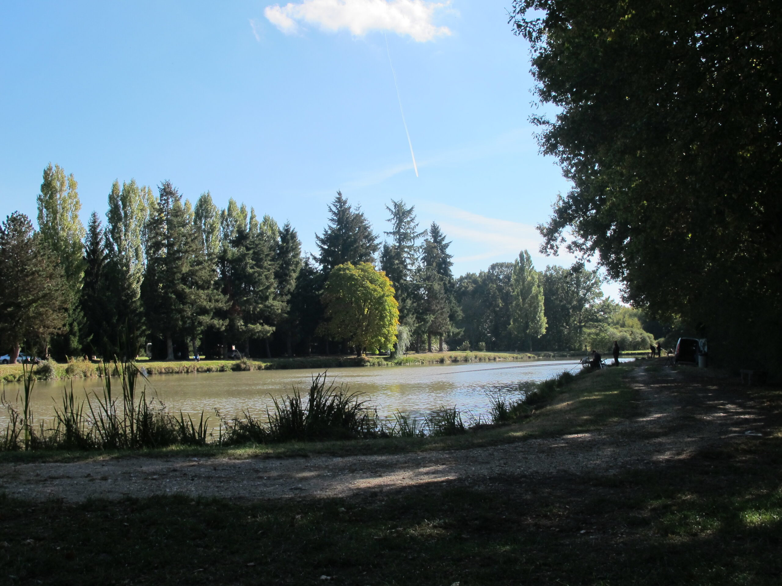 VILLEMURLIN---Etang-des-Farnaults-1. Crédit photo : Office de Tourisme du Val de Sully