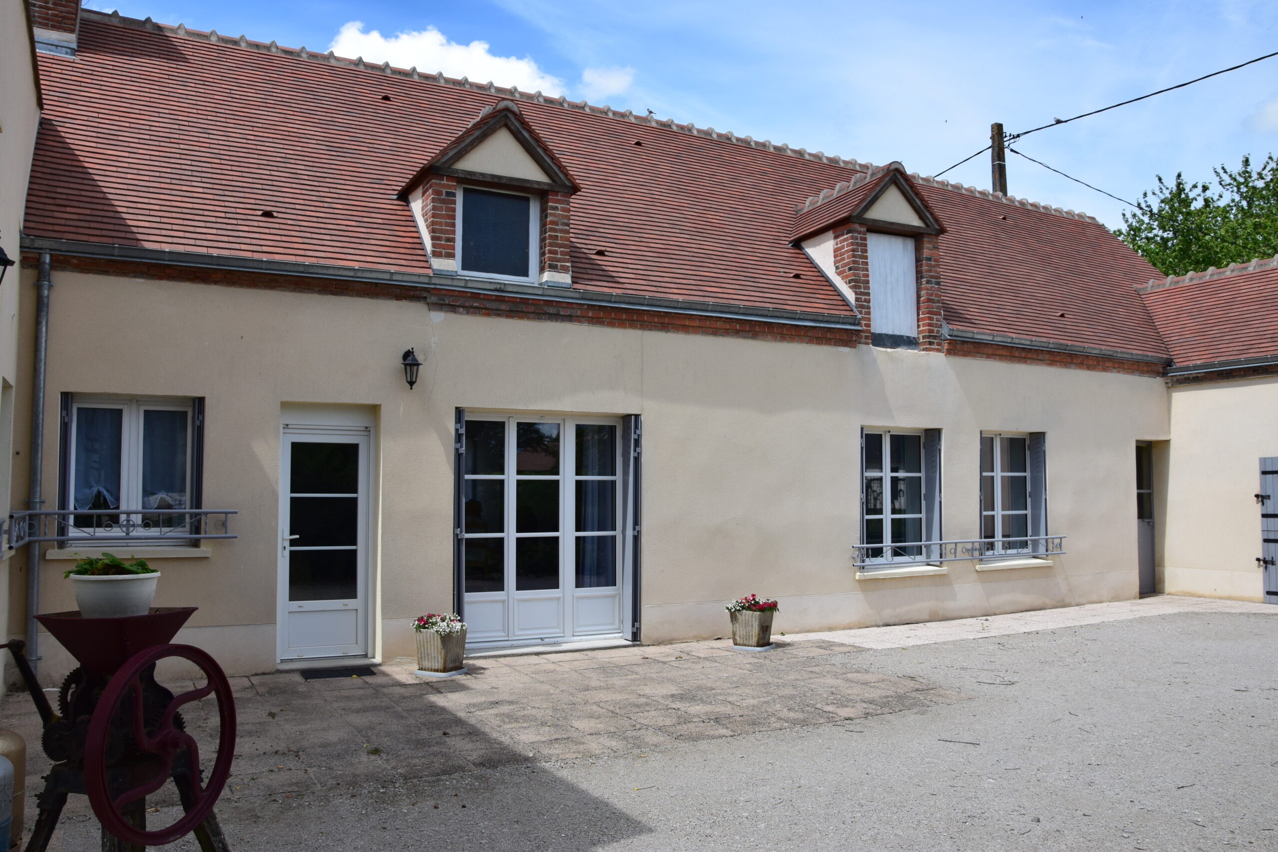 Façade_Gite les boutrons (2). Crédit photo :