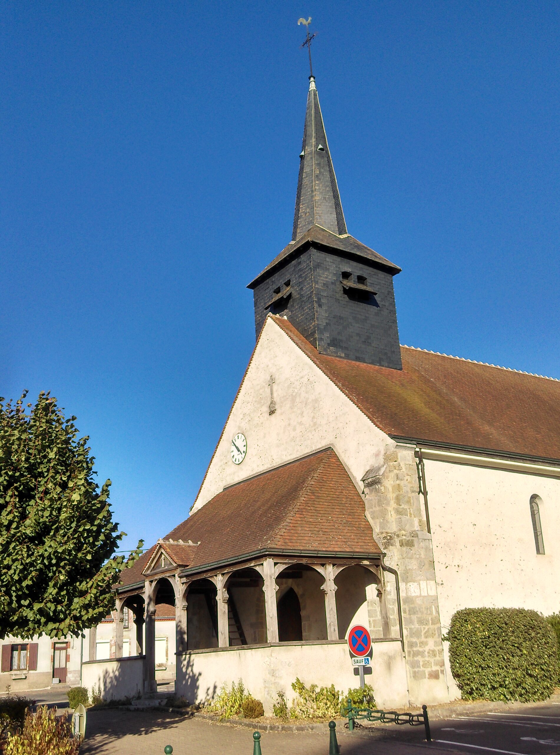 Église de Viglain. Crédit photo : CC Val de Sully