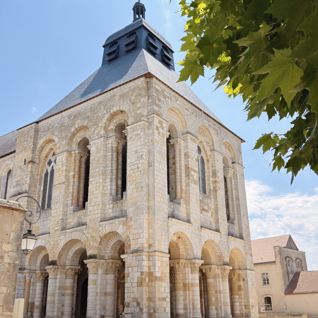 Tour porche Abbaye