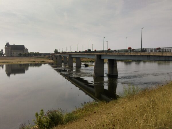Pont de Sully. Crédit photo : CC Val de Sully