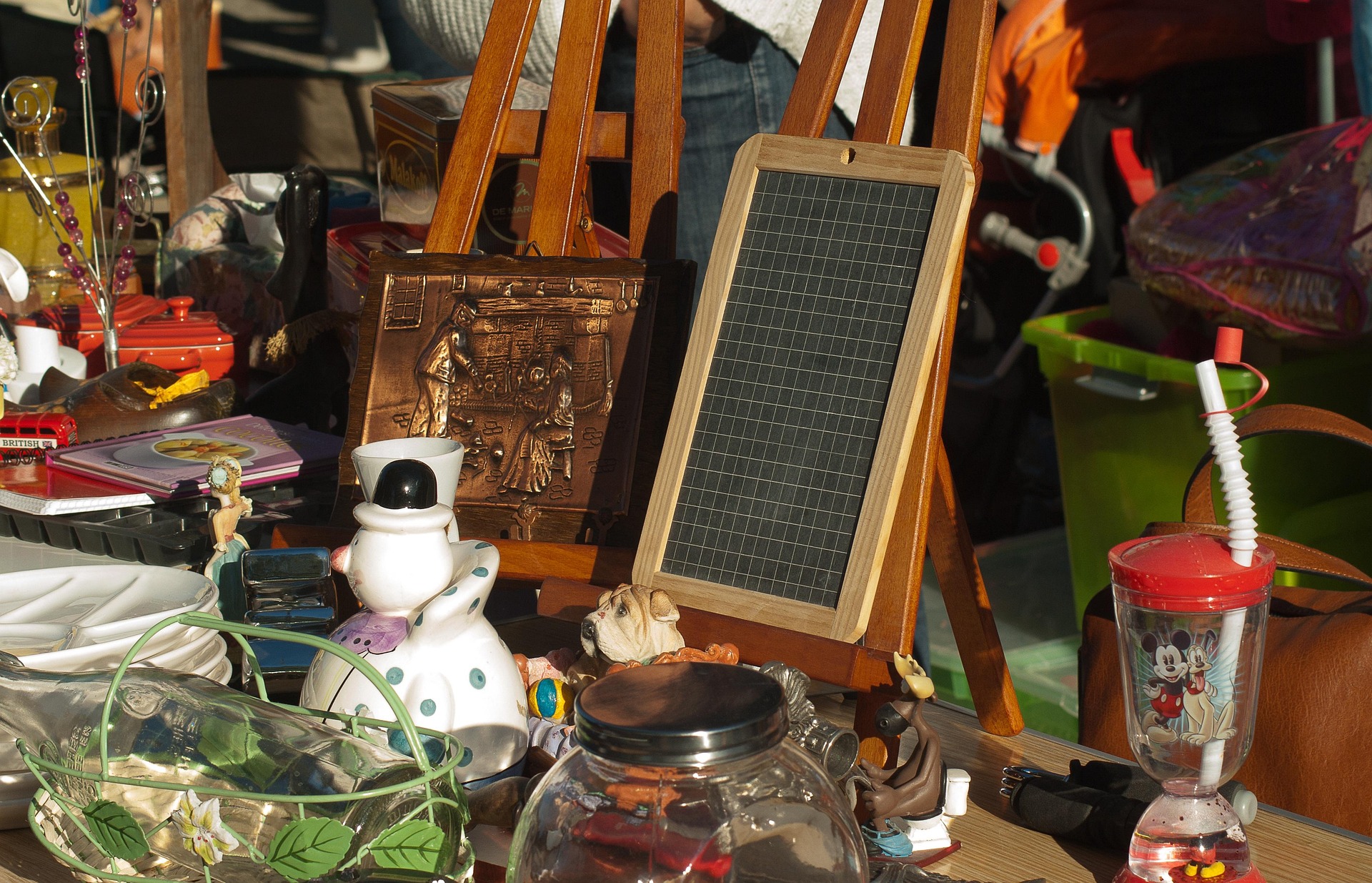 Brocante. Crédit photo : Pixabay